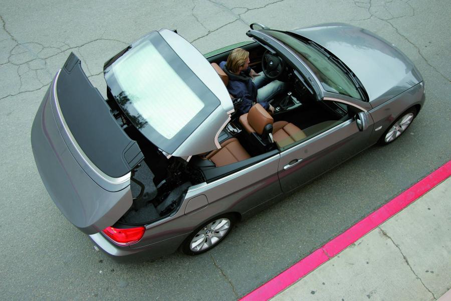  BMW 3-Series Convertible 2007 года  (фото 30 из 239)